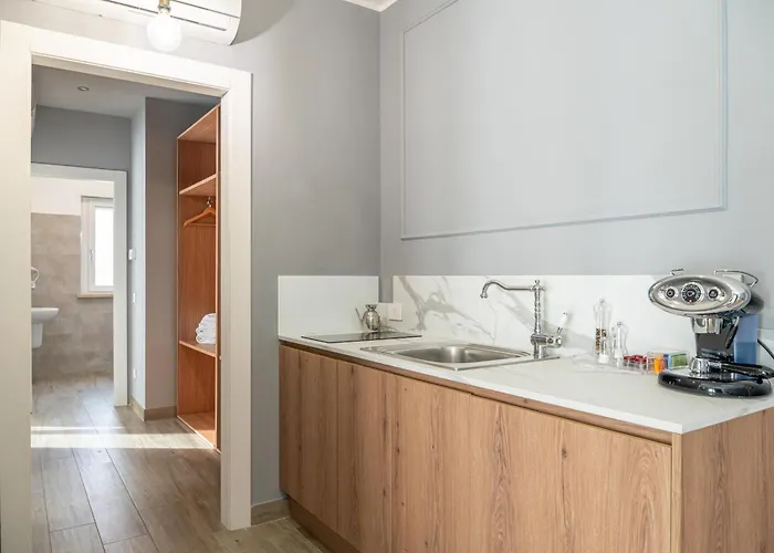 Nouvelle Maison Luxury Palace