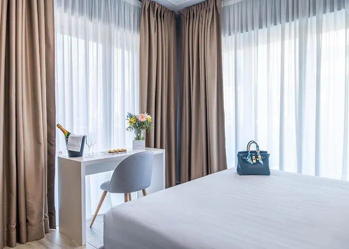 Nouvelle Maison Luxury Palace Affittacamere